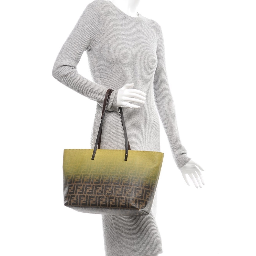 Fendi ombré Zucca tote - Picture 7 of 7